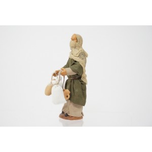 Donna viandante mora con... 2