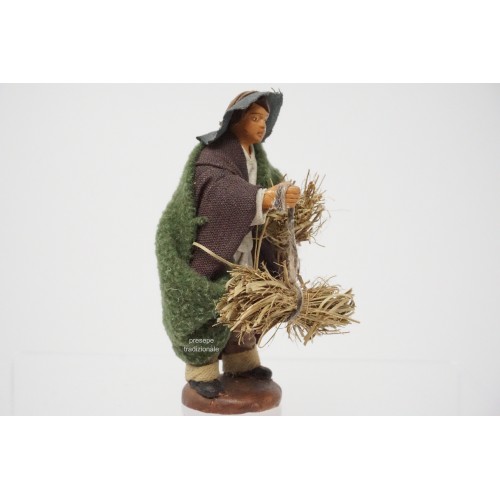Uomo con fascine di fieno cm 10...