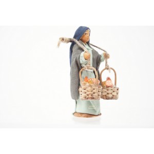 Donna con cesti di salumi... 2
