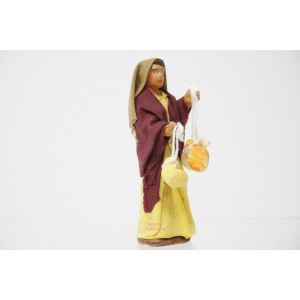 Donna con formaggi cm 7... 2