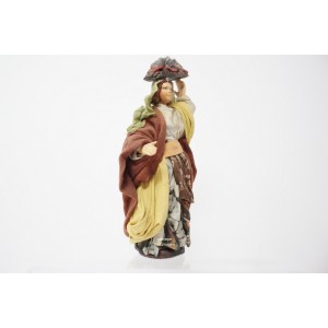 Donna con panni in testa cm...