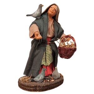 Donna con piccioni e...