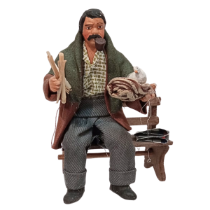 Uomo seduto sulla panchina...